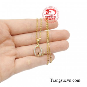 Bộ mặt dây chữ Q vàng tây chất lượng, đảm bảo uy tín.