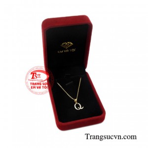 Bộ mặt dây chữ Q vàng tây