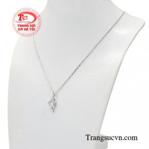 Đây có lẽ là món quà tặng đầy trang nhã và hợp thời trang dành cho người con gái thân thương.