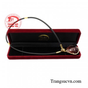 Bộ mặt vàng thạch anh tóc đỏ