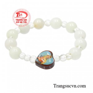 Chuỗi mân côi cẩm thạch 8 ly là sản phẩm được chế tác từ ngọc cẩm thạch màu sắc đẹp mắt, hạt tròn tinh tế.