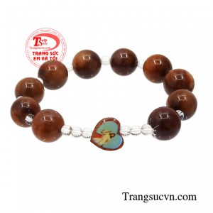 Chuỗi mân côi thạch anh tóc 13 ly sẽ mang đến nhiều may mắn về tài lộc cho người theo đạo công giáo.