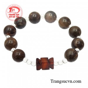 Chuỗi tay gỗ hóa thạch công giáo hiện đang là sản phẩm được nhiều khách hàng ưa chuộng gần đây.