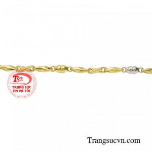 Dây chuyền nam giới vàng mạnh mẽ giao hàng tận nơi.