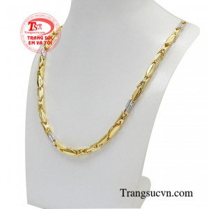 Dây chuyền nam vàng tây là phụ kiện được phái mạnh đặc biệt yêu thích và lựa chọn