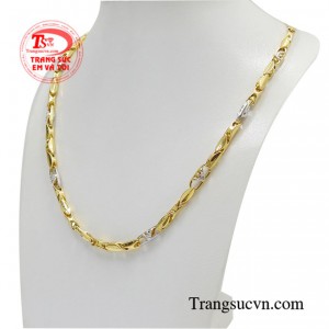 Dây chuyền vàng tây luôn là phụ kiện được phái mạnh ưa chuộng và lựa chọn