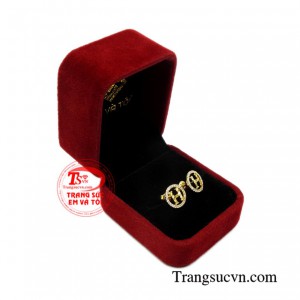 Hoa tai vàng yêu kiều bền đẹp.