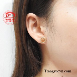 Hoa tai vàng yêu kiều