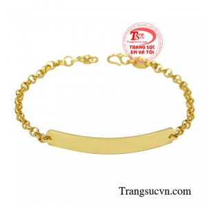 Lắc tay vàng cho bé hiện đang là sản phẩm mới được các bậc phụ huynh đặc biệt ưa chuộng.