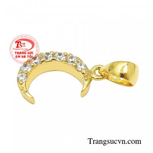 Chiếc mặt dây vàng 14k chất lượng, giao hàng tận nơi.