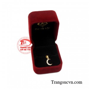 Mặt dây ánh trăng lung linh