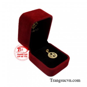 Mặt dây vàng duyên dáng