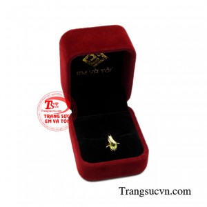 Mặt dây vàng peridot thiên nhiên
