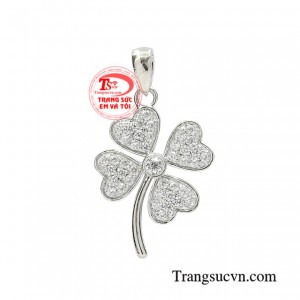 Mặt dây vàng trắng cỏ bốn lá 18k bền đẹp, chất lượng, đính đá xinh xắn