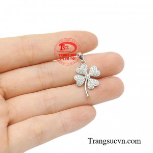 Mặt dây vàng trắng cỏ bốn lá sang trọng xinh xắn
