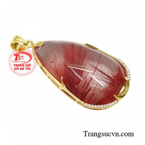 Sản phẩm không chỉ giúp người đeo thêm phần hợp thời trang mà còn mang lại nhiều vận may về tài lộc.