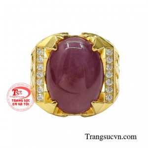 Chiếc nhẫn giúp phái mạnh thêm phần sang trọng tạo nên một sức lôi cuốn đầy ma lực khiến người đeo trở nên thu hút hơn.