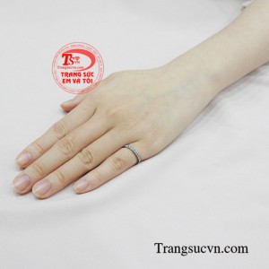 Nhẫn nữ thanh lịch nhỏ xinh
