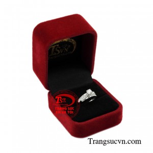 Nhẫn vàng trắng moissanite thời trang cá tính