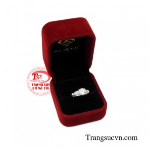 Nhẫn vàng trắng nữ giới tinh tế giao hàng nhanh trên toàn quốc.