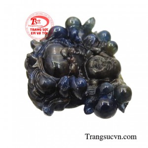 Mặt phật di lặc sapphire thiên nhiên bền đẹp, chất lượng, chế tác theo yêu cầu khách hàng.
