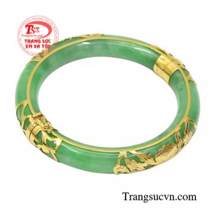 Do đó đây có lẽ một món quà ý nghĩa để dành tặng sinh nhật hay dịp lễ mừng thọ của các bà, các mẹ.