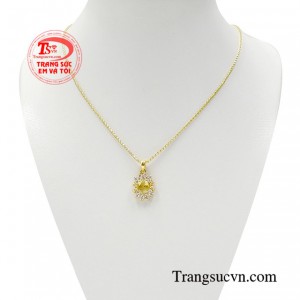 Bộ dây chuyền nữ đài các được kết hợp từ đá thạch anh vàng và vàng 14k chất lượng cao.