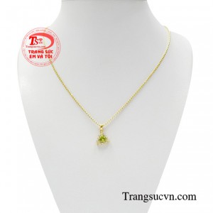 Bộ dây chuyền nữ khát vọng kết hợp giữa dây chuyền 10k Italy và mặt dây gắn đá peridot thiên nhiên