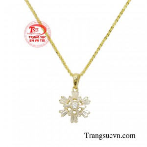 Bộ trang sức vàng bền đẹp, chất lượng, giao hàng nhanh toàn quốc.