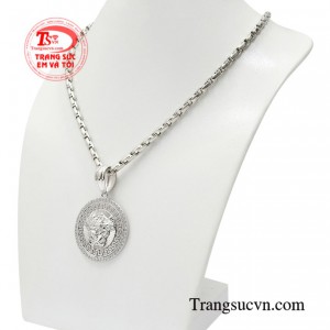 Bộ mặt dây này sẽ là sự lựa chọn hoàn hảo để làm quà tặng cho phái mạnh.