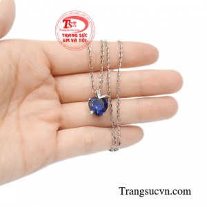 Bộ mặt trái tim vàng trắng