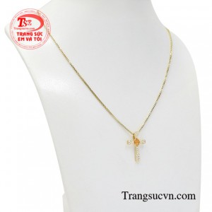 Bất kì cô gái nào cũng đều mong muốn mình trở nên thât xinh đẹp và đặc biệt trước đám đông.