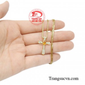 Bộ thánh giá vàng sapphire tinh tế bảo hành uy tín.