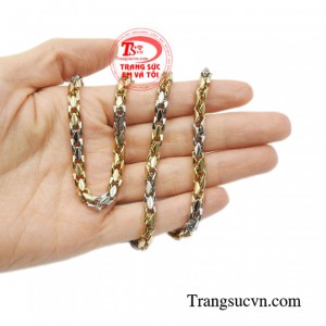 Dây chuyền nam giới năng động