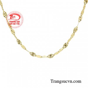 Dây chuyền vàng tây ấn tượng nhận đặt chế tác theo yêu cầu.