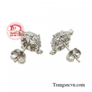  Được chế tác theo công nghệ Italy với đường nét tinh xảo, độc đáo tạo nên phong cách riêng thu hút ánh nhìn. 