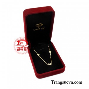 Lắc nữ trái tim yêu thương chất lượng.