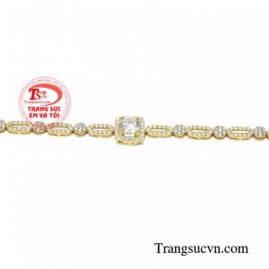 Hãy đến với trang sức Em và Tôi để có thể lựa chọn ra những món phụ kiện thời thượng và xinh xắn dành cho bản thân.