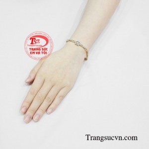 Lắc tay nữ ấn tượng