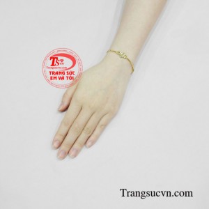 Lắc tay nữ trái tim dễ thương