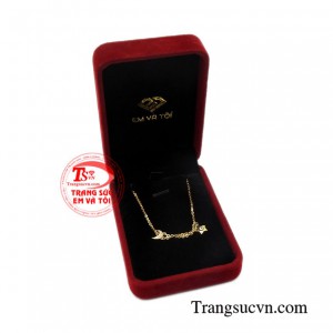 Lắc tay nữ vàng trăng sao chất lượng.