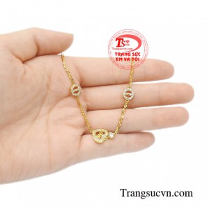 Lắc nữ vàng nhận đặt chế tác theo yêu cầu khách hàng.