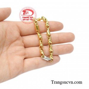 Lắc trẻ em vàng cá tính đẹp.