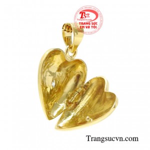 Mặt dây chuyền hiện đại nữ giới chất lượng.