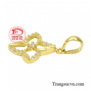 Chiếc mặt dây chuyền nữ vàng thương hiệu uy tín, chất lượng, giao hàng nhanh trên toàn quốc.