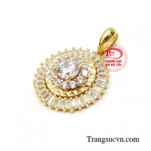 Vì vậy sản phẩm rất được ưa chuộng, là món trang sức không thể thiếu của phái đẹp