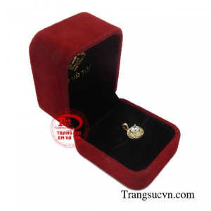 Mặt dây nữ vàng tinh tế đẹp thời trang