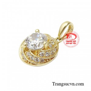 Mặt dây chuyền vàng sang trọng, chất lượng, giao hàng toàn quốc.