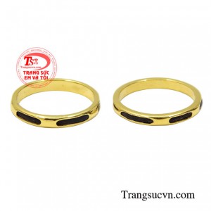Do đó việc lựa chọn nhẫn cưới được các cặp đôi đặc biệt chú trọng.