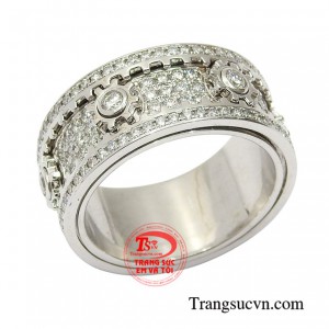 Đây sẽ là mẫu trang sức không thể thiếu và nên có trong bộ sưu tập thời trang của cánh mày râu.